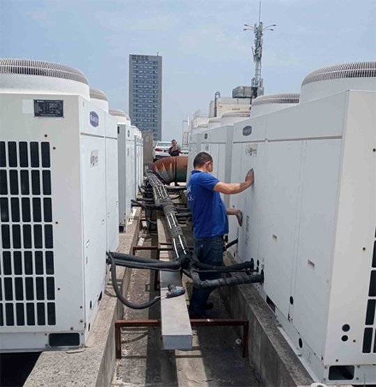 和布克赛尔中央空调制热和不制冷系统维修方法