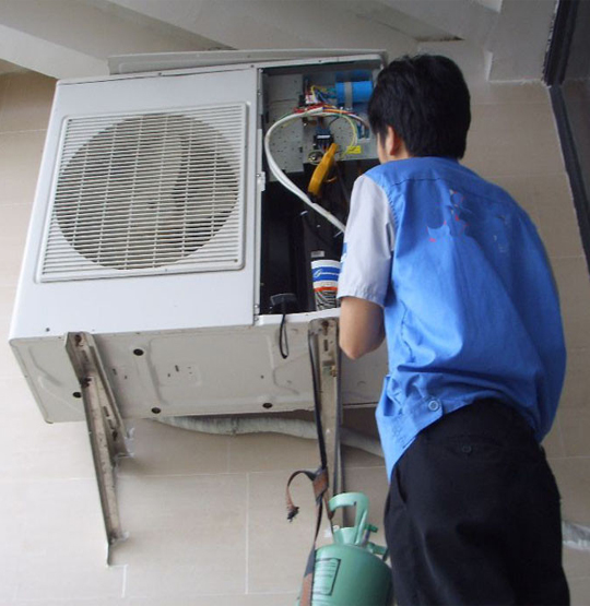 和布克赛尔空调开机无反应维修